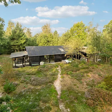 2 Bedroom Gorgeous In *